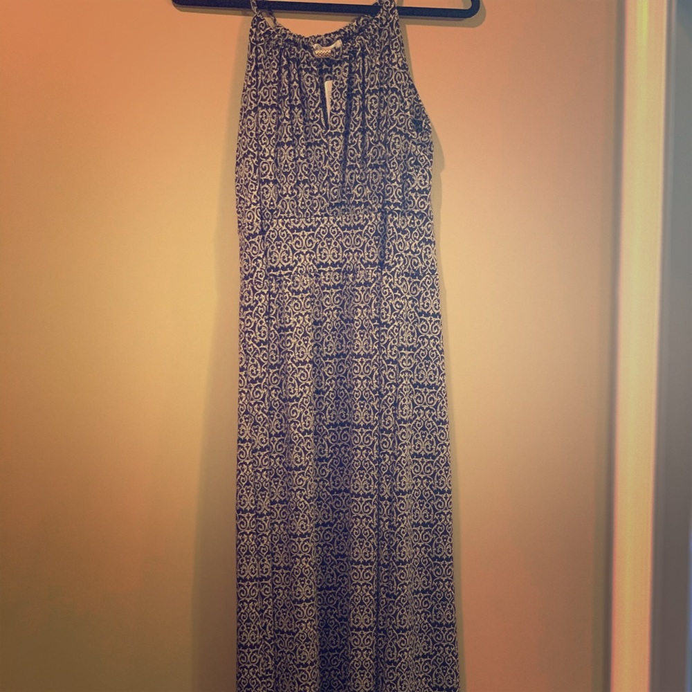 **5 for $15** NWT black and cream maxi dress
